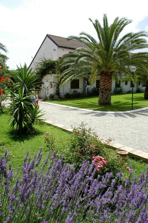Nausicaa Village Sant'Andrea Apostolo dello Ionio Exteriör bild